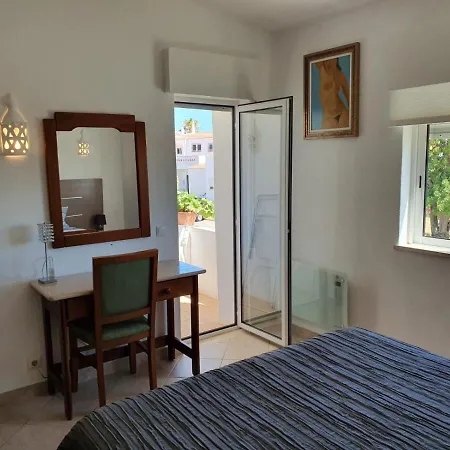 Marine Apartment *
