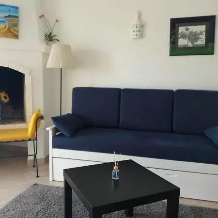 Marine Apartment *